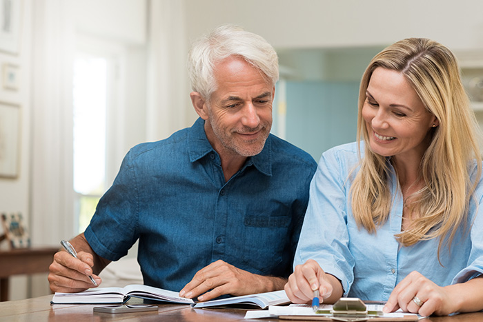 Couple discussing home economics